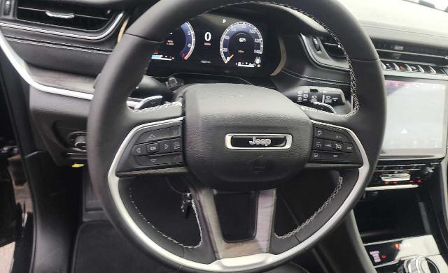 2025 Jeep Grand Cherokee L Limited 4x4