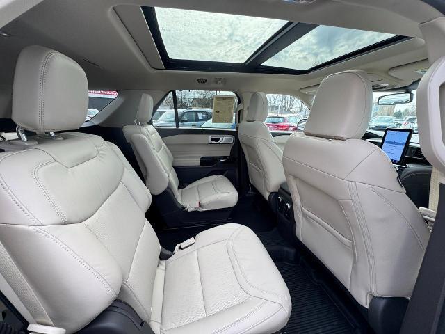2023 Ford Explorer Platinum