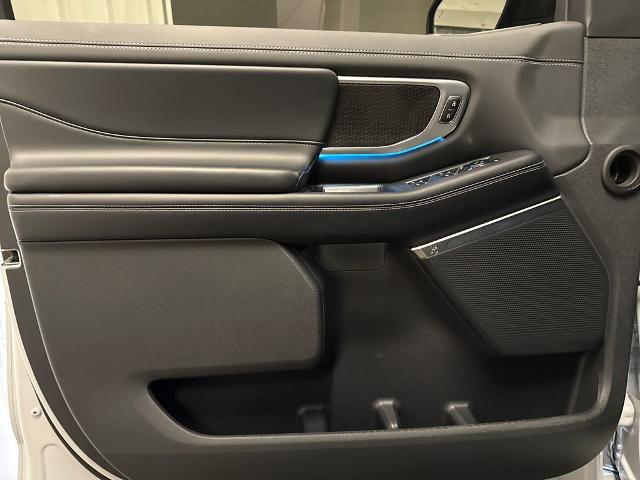 2025 Ford Expedition Platinum MAX