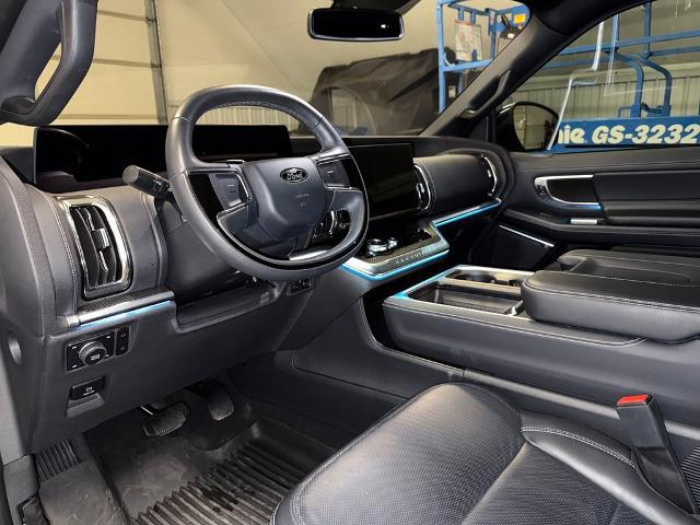 2025 Ford Expedition Platinum MAX