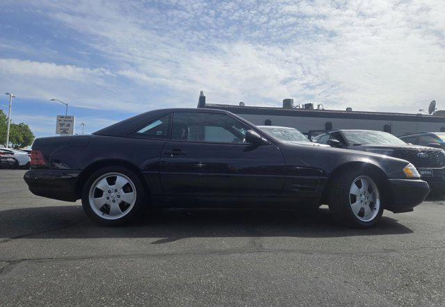 2000 Mercedes-Benz 500 Base