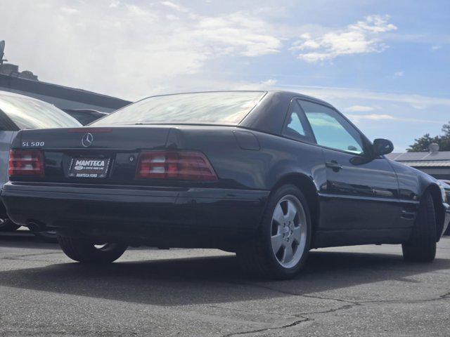 2000 Mercedes-Benz 500 Base