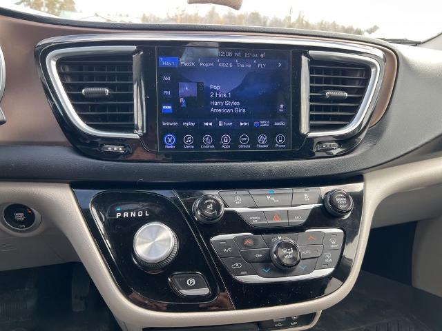 2017 Chrysler Pacifica Touring-L Plus