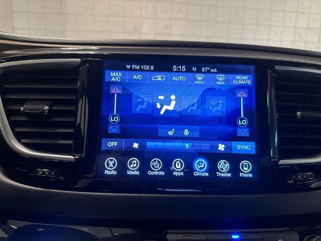 2017 Chrysler Pacifica Touring-L Plus