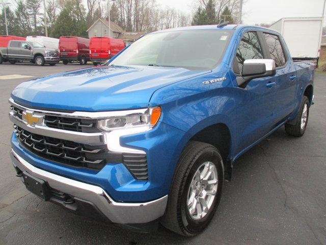 2023 Chevrolet Silverado 1500 4WD Crew Cab Standard Bed LT
