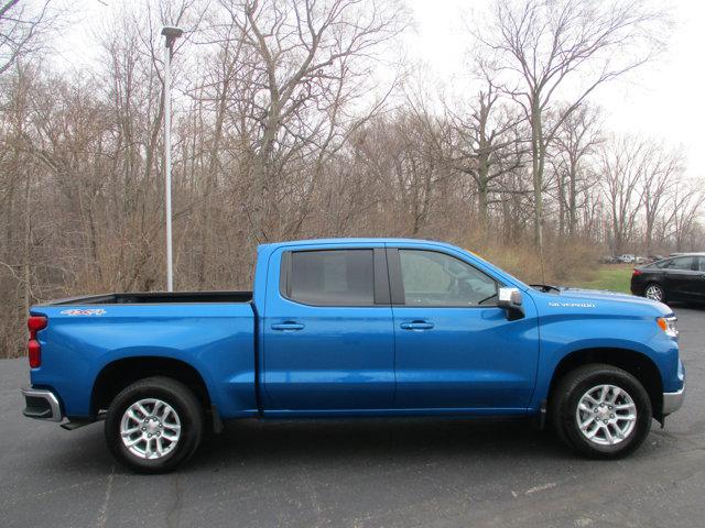 2023 Chevrolet Silverado 1500 4WD Crew Cab Standard Bed LT