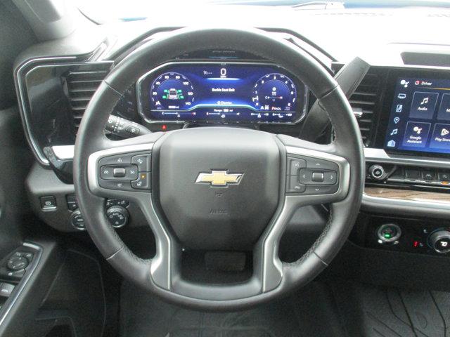 2023 Chevrolet Silverado 1500 4WD Crew Cab Standard Bed LT