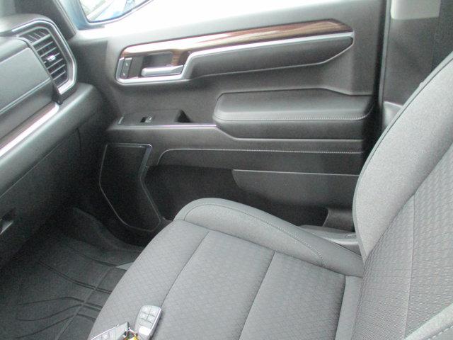 2023 Chevrolet Silverado 1500 4WD Crew Cab Standard Bed LT