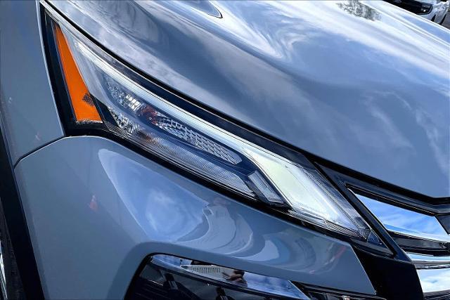 2024 Nissan Rogue SL Intelligent AWD