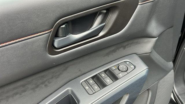 2025 Nissan Pathfinder Rock Creek 4WD