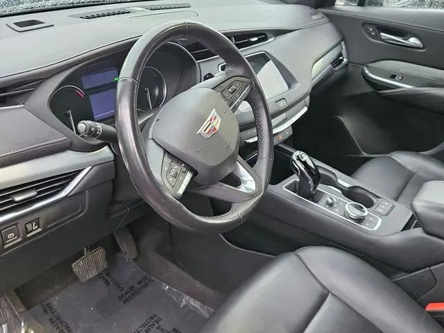 2023 Cadillac XT4 AWD Premium Luxury