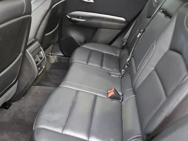 2023 Cadillac XT4 AWD Premium Luxury