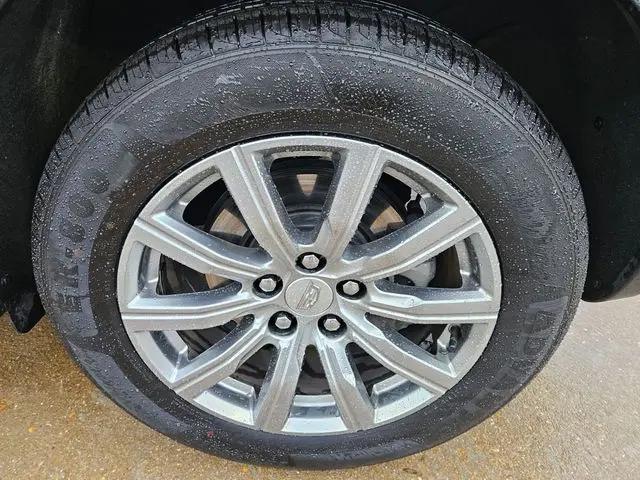 2023 Cadillac XT4 AWD Premium Luxury