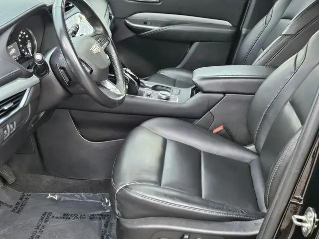 2023 Cadillac XT4 AWD Premium Luxury