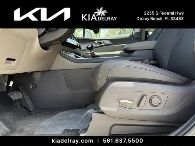 2026 Kia Carnival MPV LXS