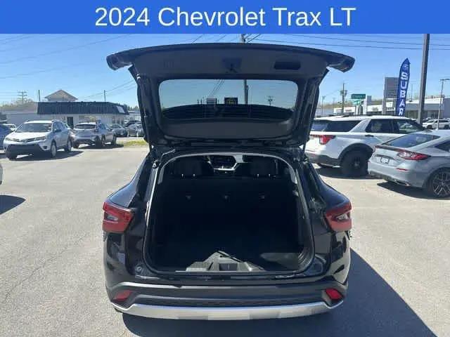 2024 Chevrolet Trax FWD LT