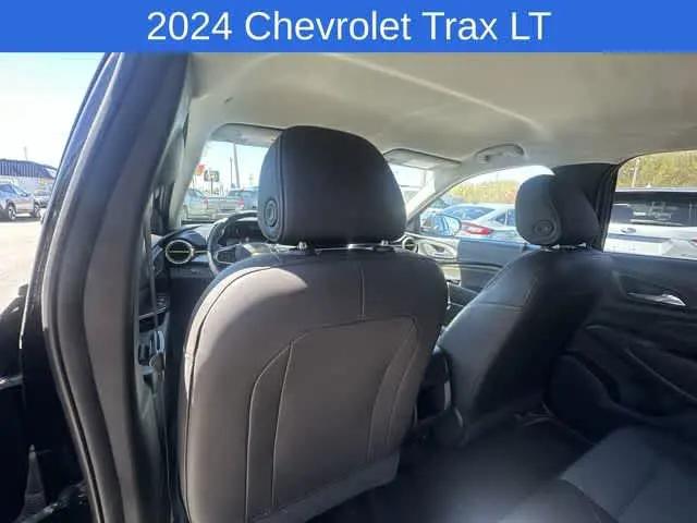 2024 Chevrolet Trax FWD LT
