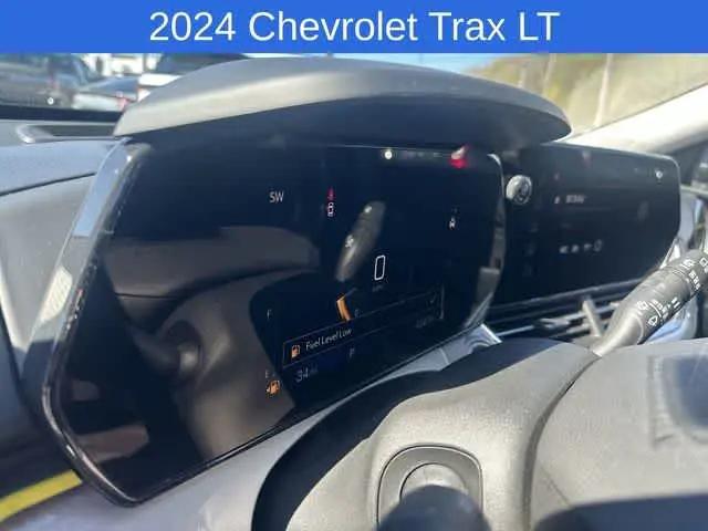2024 Chevrolet Trax FWD LT