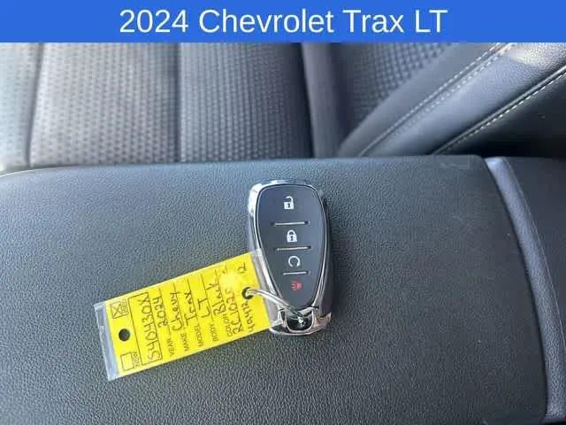 2024 Chevrolet Trax FWD LT