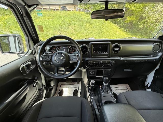2023 Jeep Wrangler 4-Door Sport 4x4