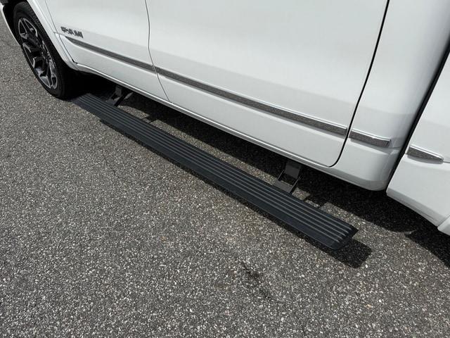 2025 Ram 1500 Limited Crew Cab 4x4 5'7" Box