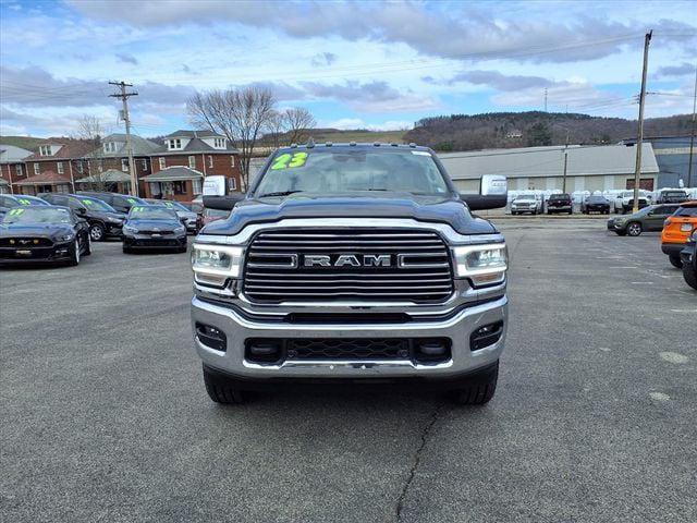 2023 RAM 3500 Laramie Crew Cab 4x4 64 Box