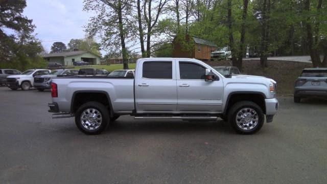 2019 GMC Sierra 2500HD Denali
