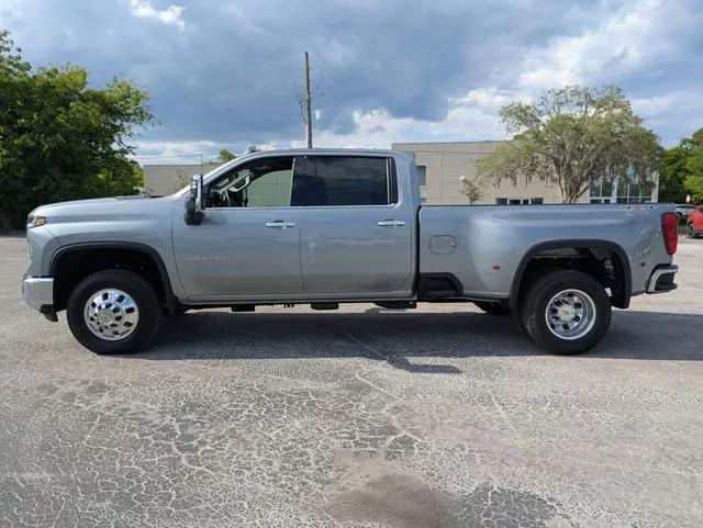 2026 Chevrolet Silverado 3500HD Crew Cab, Long Bed, LTZ Dual Rear Wheel, RWD