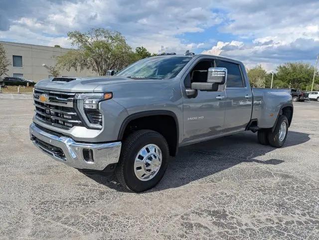 2026 Chevrolet Silverado 3500HD Crew Cab, Long Bed, LTZ Dual Rear Wheel, RWD