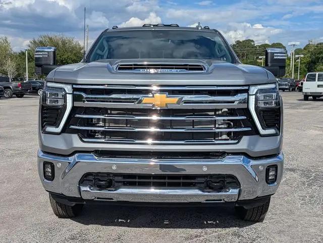 2026 Chevrolet Silverado 3500HD Crew Cab, Long Bed, LTZ Dual Rear Wheel, RWD
