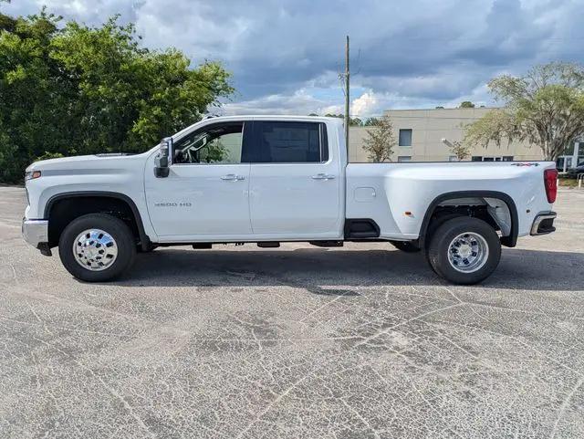 2026 Chevrolet Silverado 3500HD Crew Cab, Long Bed, LTZ Dual Rear Wheel, RWD