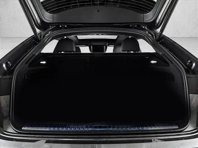 2026 Audi Q8 Premium Plus 55 TFSI quattro Tiptronic