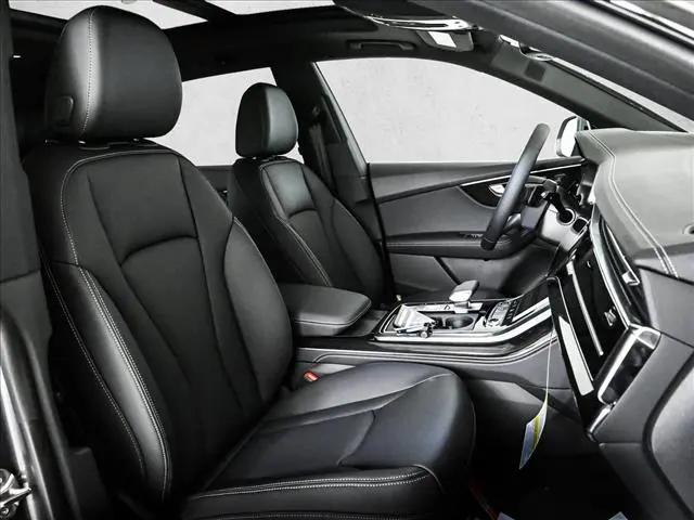 2026 Audi Q8 Premium Plus 55 TFSI quattro Tiptronic