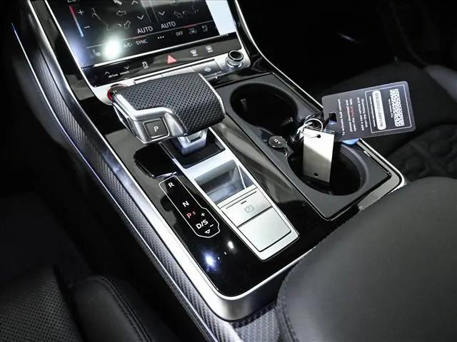 2026 Audi RS Q8 performance quattro tiptronic