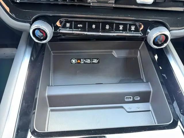 2026 Chevrolet Suburban High Country, 4WD