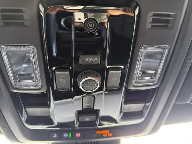 2026 Chevrolet Suburban High Country, 4WD