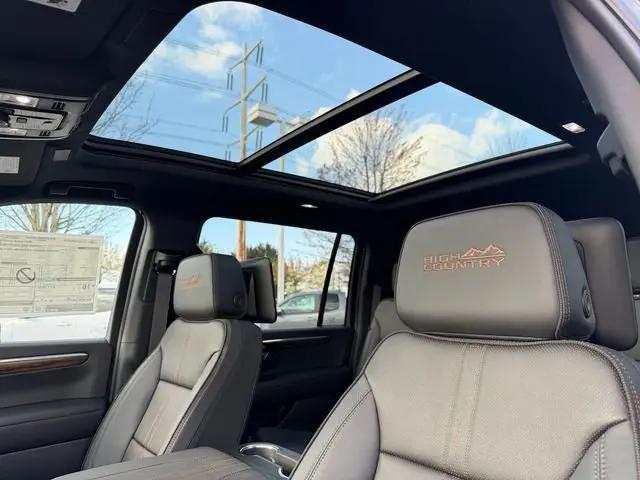 2026 Chevrolet Suburban High Country, 4WD