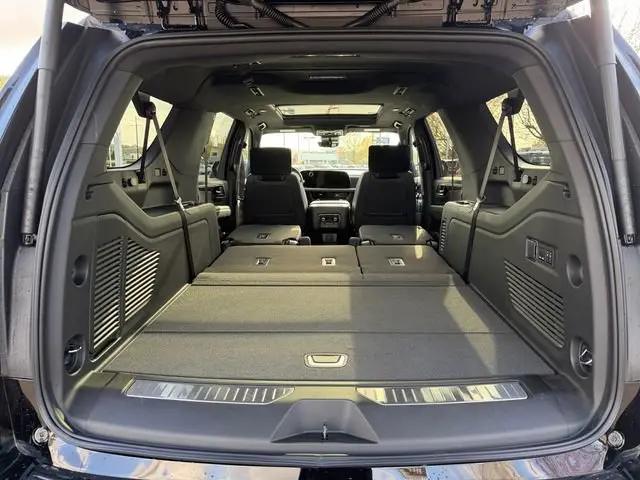 2026 Chevrolet Suburban High Country, 4WD