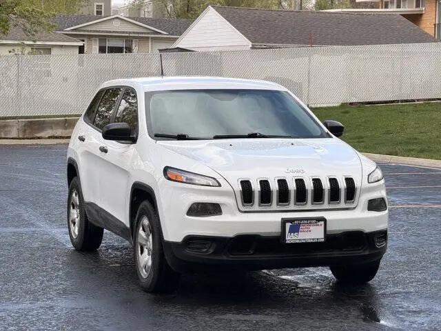2016 Jeep Cherokee Sport