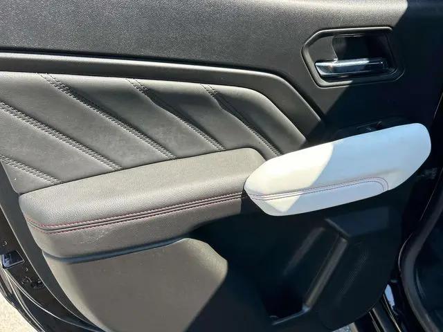 2024 GMC Canyon 4WD AT4X