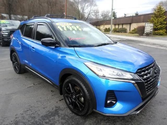2021 Nissan Kicks SR Xtronic CVT for sale in Johnstown, PA