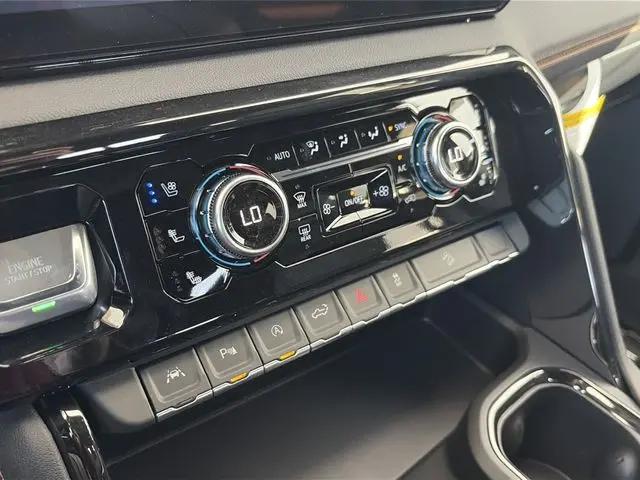2026 GMC Sierra 1500 Crew Cab, Short Bed, AT4, 4WD