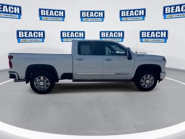 2024 Chevrolet Silverado 3500HD 4WD Crew Cab Standard Bed High Country
