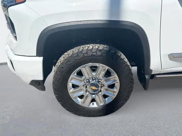 2024 Chevrolet Silverado 3500HD 4WD Crew Cab Standard Bed High Country