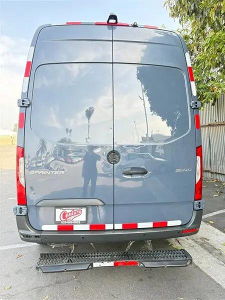 2019 Mercedes-Benz Sprinter 2500 High Roof V6
