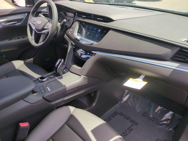 2026 Cadillac XT5 Luxury FWD