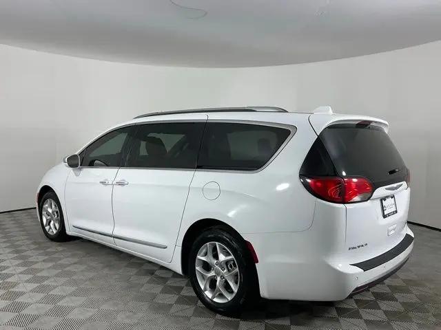 2020 Chrysler Pacifica Limited