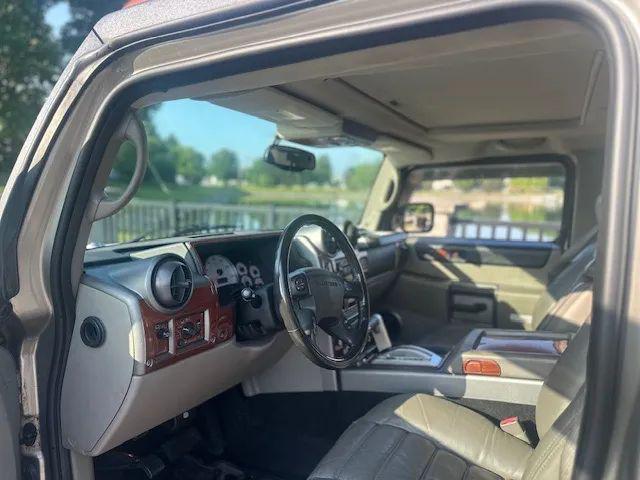 2003 HUMMER H2 Base