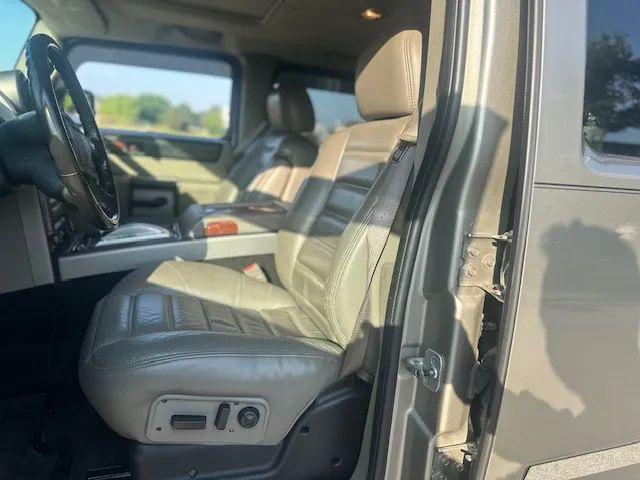 2003 HUMMER H2 Base
