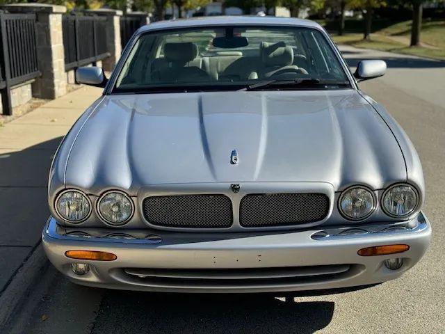2002 Jaguar XJ XJR